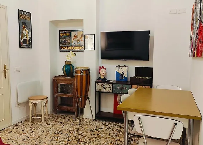 Lägenhet La Casetta Nella Corte *